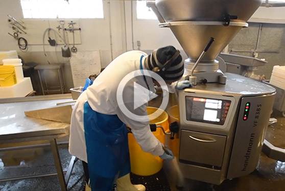 <b>1st in North America Industry 4.0 Meat Stuffer at Montreal meat processor</b>