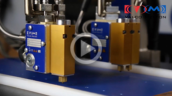 <b>Packagers cut case gluing costs up to 75%</b>